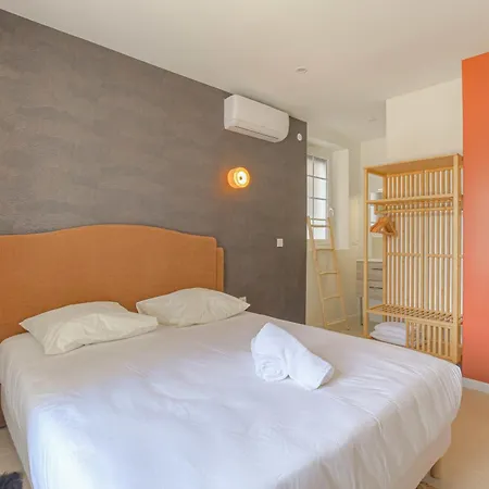 Cosy Stylish And Upmarket *